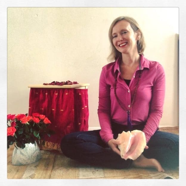 UK Pelvic Floor Specialist Adds Vaginal Steaming to Her Services